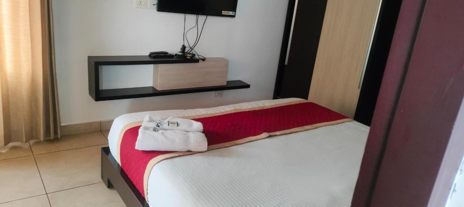 Ezebella Luxury Service Villa Ooty Ngoại thất bức ảnh